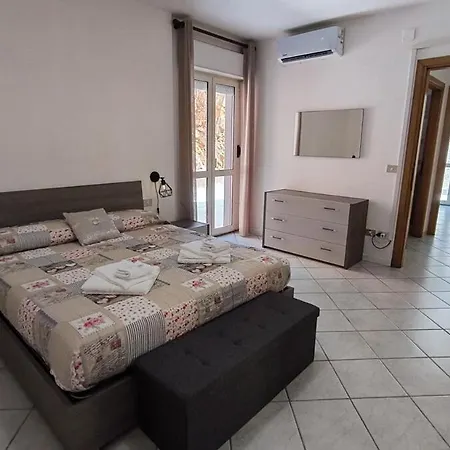 Apartman Il Fortino - Three-room La Maddalena